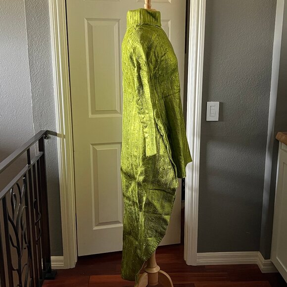 AKIRA 'Back to December' metallic knit sweater dress NWT S/M - Picture 7 of 8